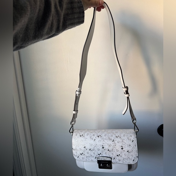 Michael Kors Sloan Editor Bag - White/Silver Floral Patterned